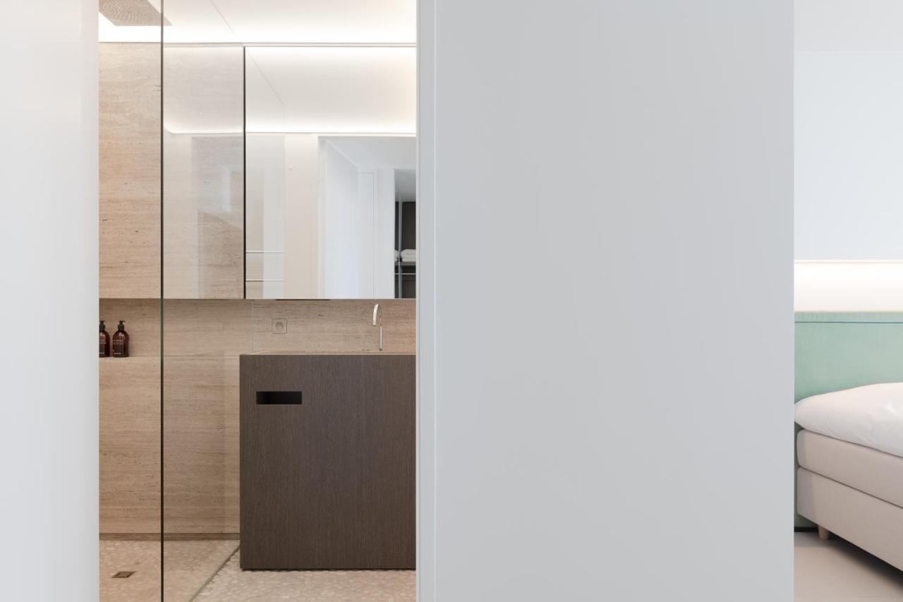 Designappartement Met Zijdelings Zicht Op Zee * Oostende